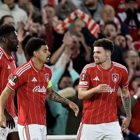 El Nottingham Forest hace historia: avanza a semifinales de la Europa League tras vencer al Porto